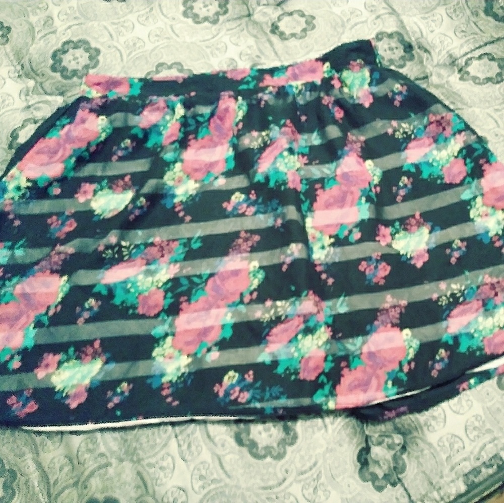 Flowery skirt